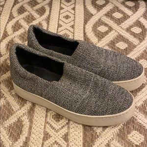Vince Slip On Sneaker